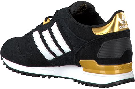 adidas zwarte sneakers.